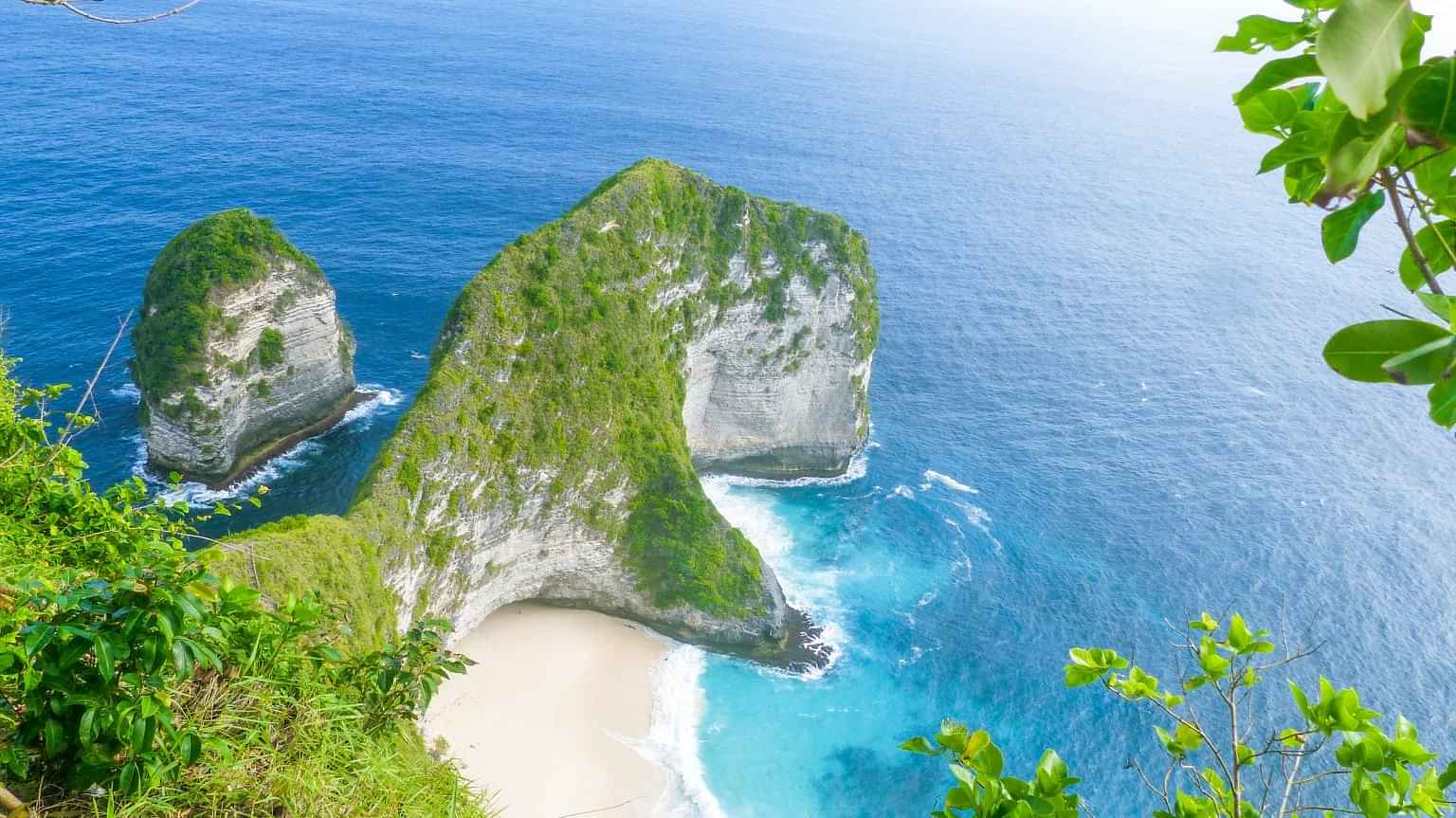  West Nusa Penida  (Angle Billabong, Crystal Bay, Broken Beach, Kelingking Beach)