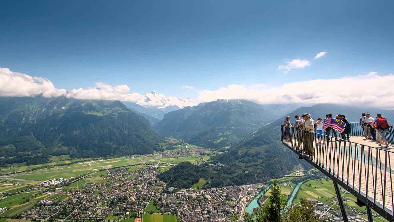 Harder Kulm — unbeatable views over the Jungfrau region