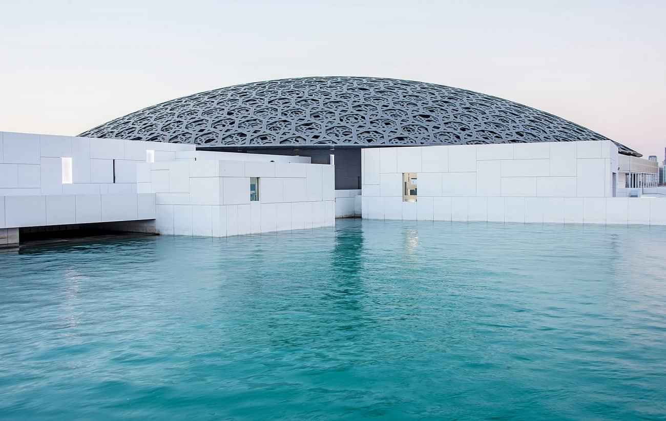 Louvre Museum Abu Dhabi with private transfers