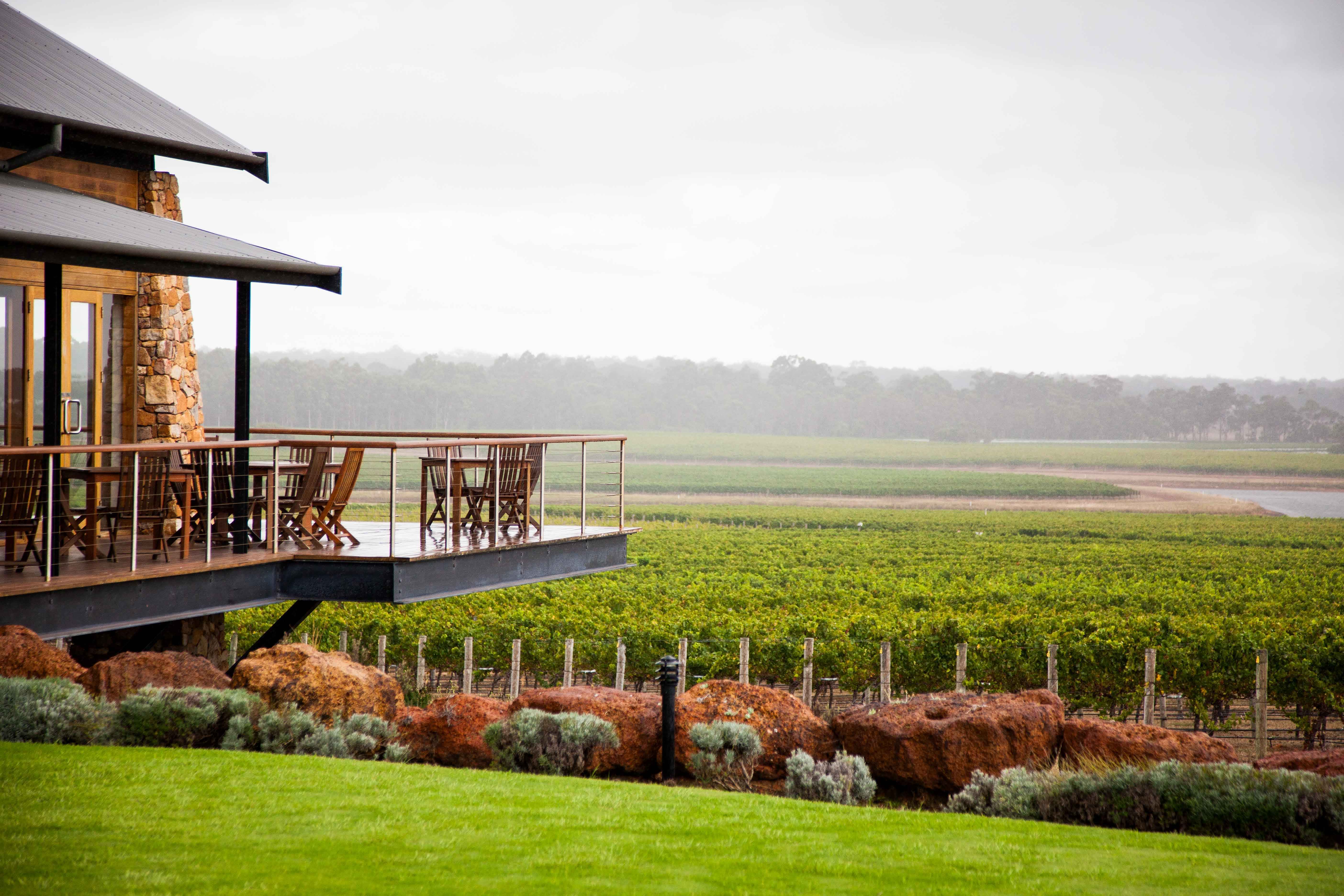 Margaret River Scenic Nature, Food and Wine Tour Including Gourmet Lunch