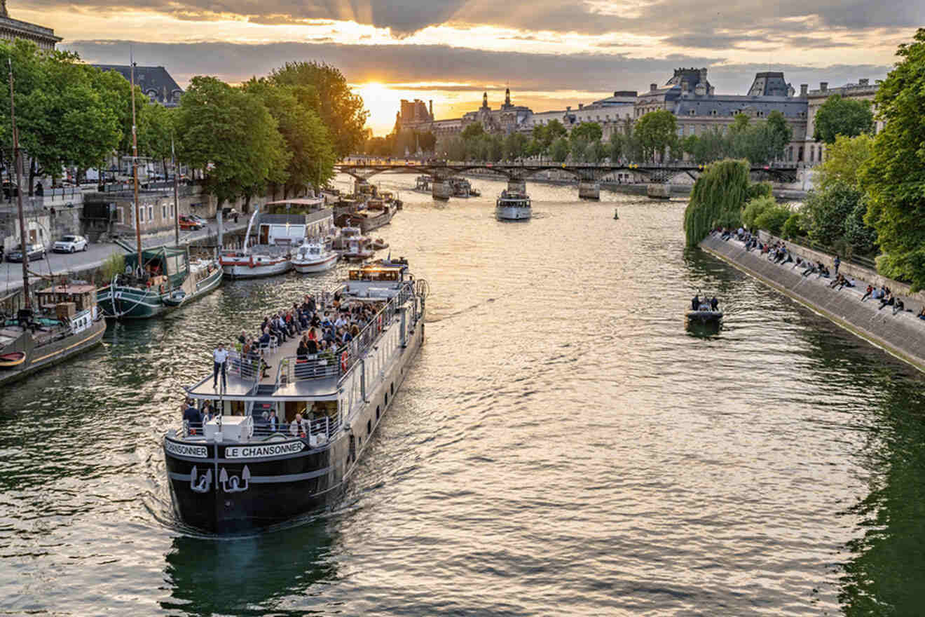 Eiffel Tower 2nd Floor Tour with Boat Trip Across Seine River