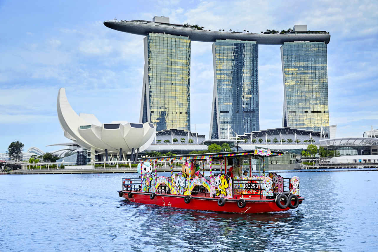 Yacht Cruise City Skyline Cruise And Mocktail - Min 8 Pax to Operate with private transfers