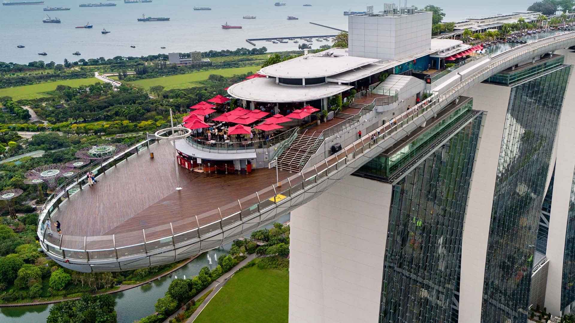 Marina Bay Sands - Sampan Ride (Canal Boat Ride) with private transfers