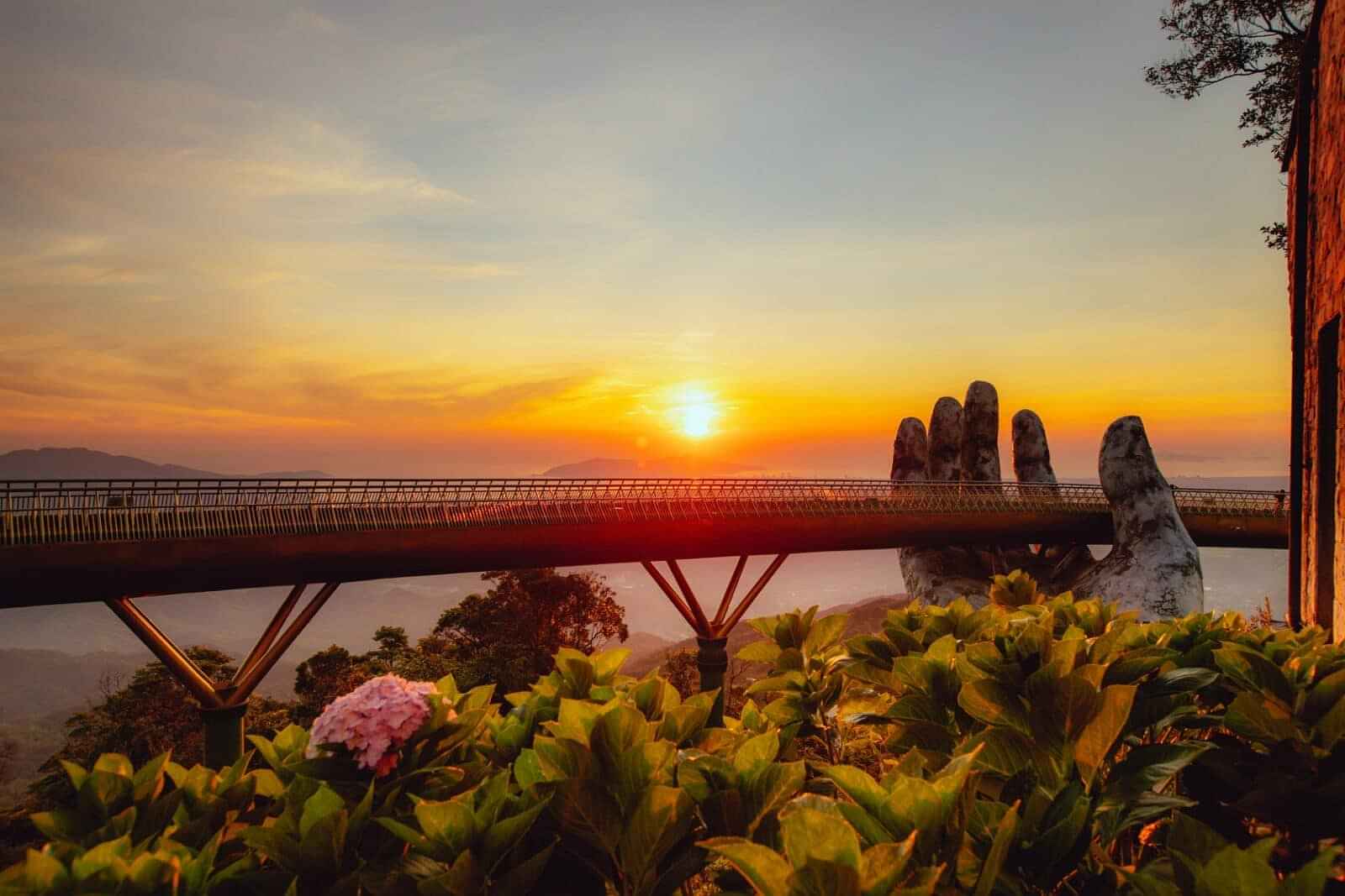 Danang - Bana Hills with Golden Bridge with Shared Transfers