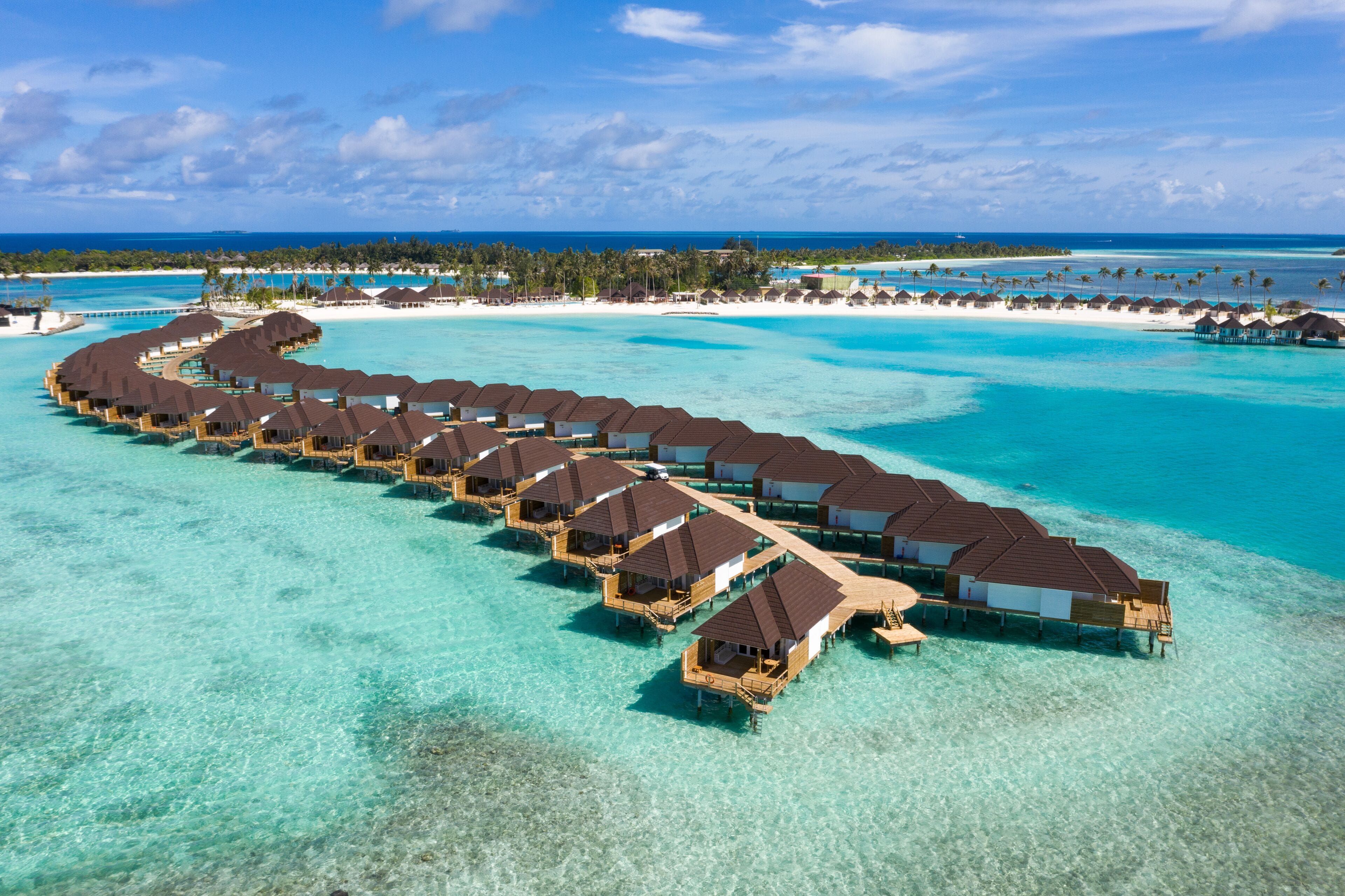 Sun Siyam Olhuveli Resort - 2 Nights Grand Beach Villa + 2 Night Grand Water Villa - Full Board