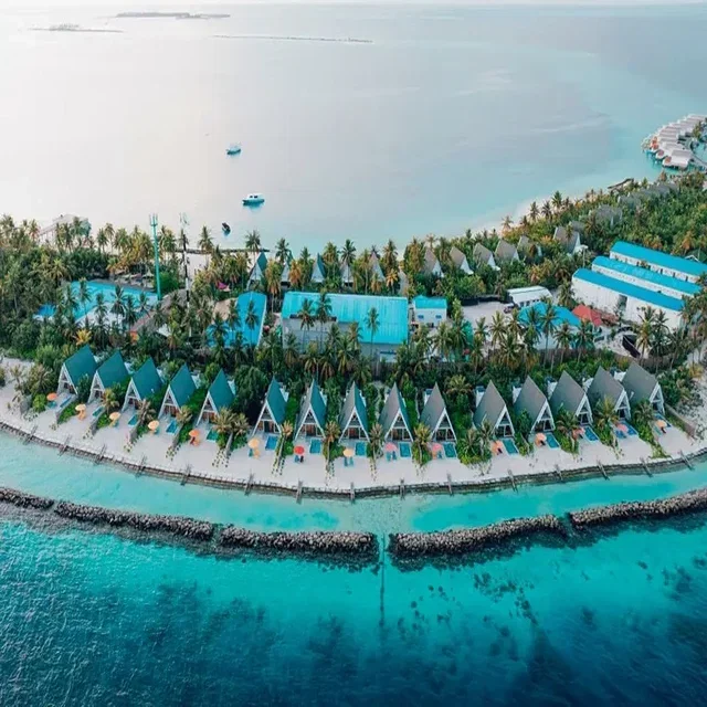 Where Island Art Meets the Ocean - OAGA Art Resort