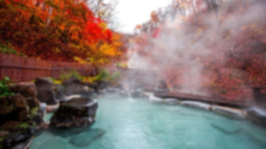 Cities, Springs & Cherry Blossom – 7 Nights to Tokyo, Hakone and Osaka