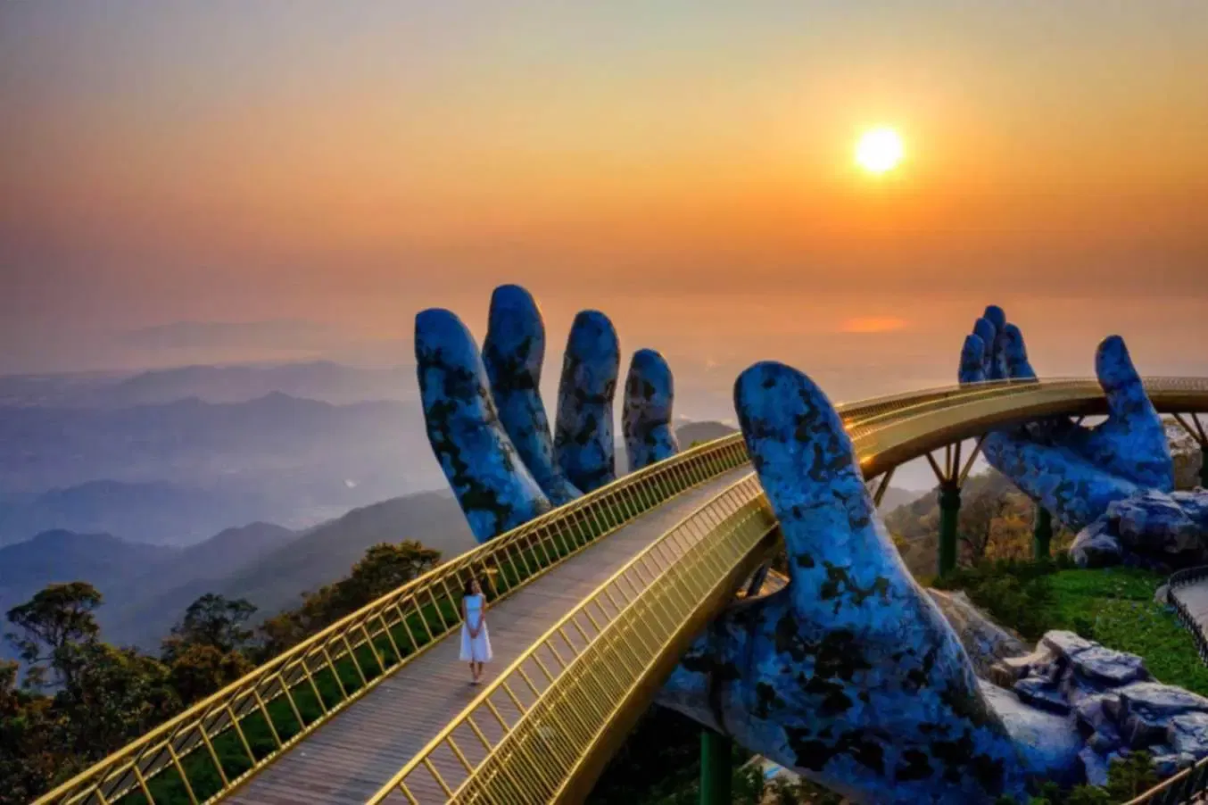 Vietnam Premium Escape: 5 Nights in Hanoi & Da Nang with Luxury Cruise & Beachfront Stay