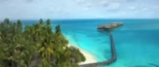 Waves and All-Inclusive Days - Hudhuranfushi