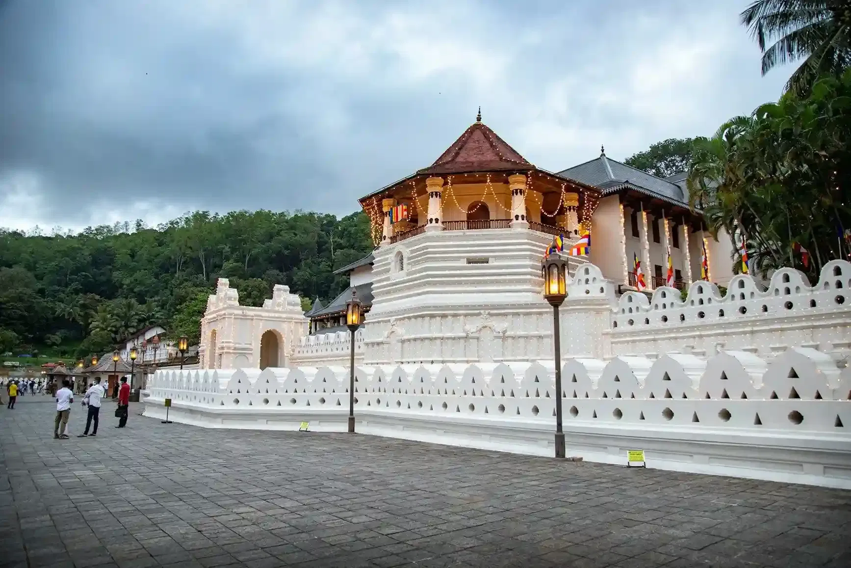 5 Nights | Dambulla, Kandy & Colombo – Cultural Treasures Trail
