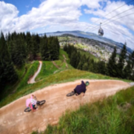 Around New Zealand in 18 days for a romantic timeout