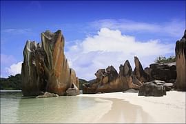 The most exotic 7 day romantic package to Seychelles