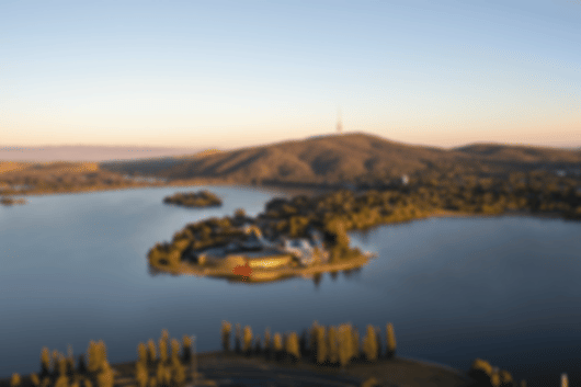 6 nights to Canberra and Sydney