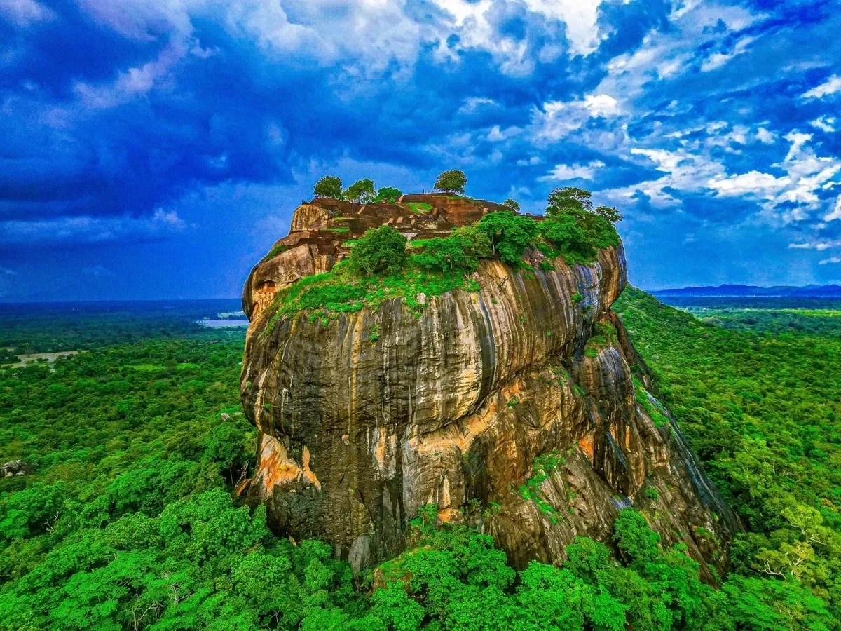 Gorgeous 5 Days Srilanka Honeymoon Package