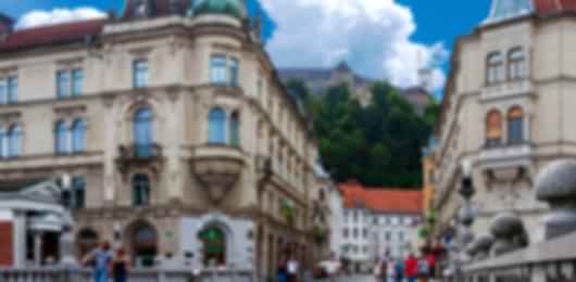 Relive Queen Itinerary