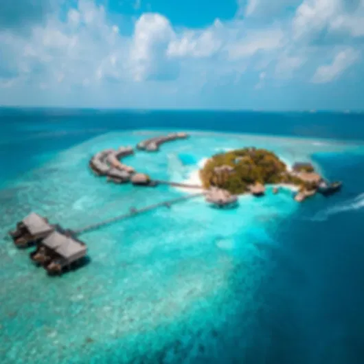 Overwater Luxury, 15 Minutes from Male - Vadoo