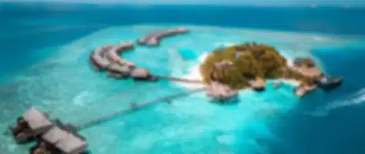 Overwater Luxury, 15 Minutes from Male - Vadoo