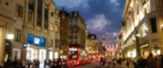 Perfect London Honeymoon: 8-Night Package with Airfare