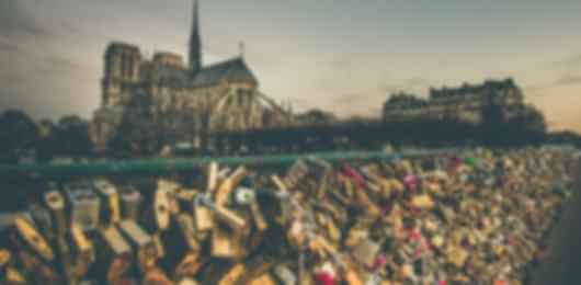 Blissful 7 Nights Paris Honeymoon Package with Flight
