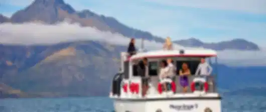 Mountains, Lakes & City Lights: A 10-Night Winter Journey Through Queenstown, Wellington & Taupo