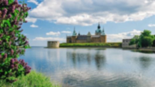 Scandinavian Delight: 9-Night Norway Sweden Finland Tour Package