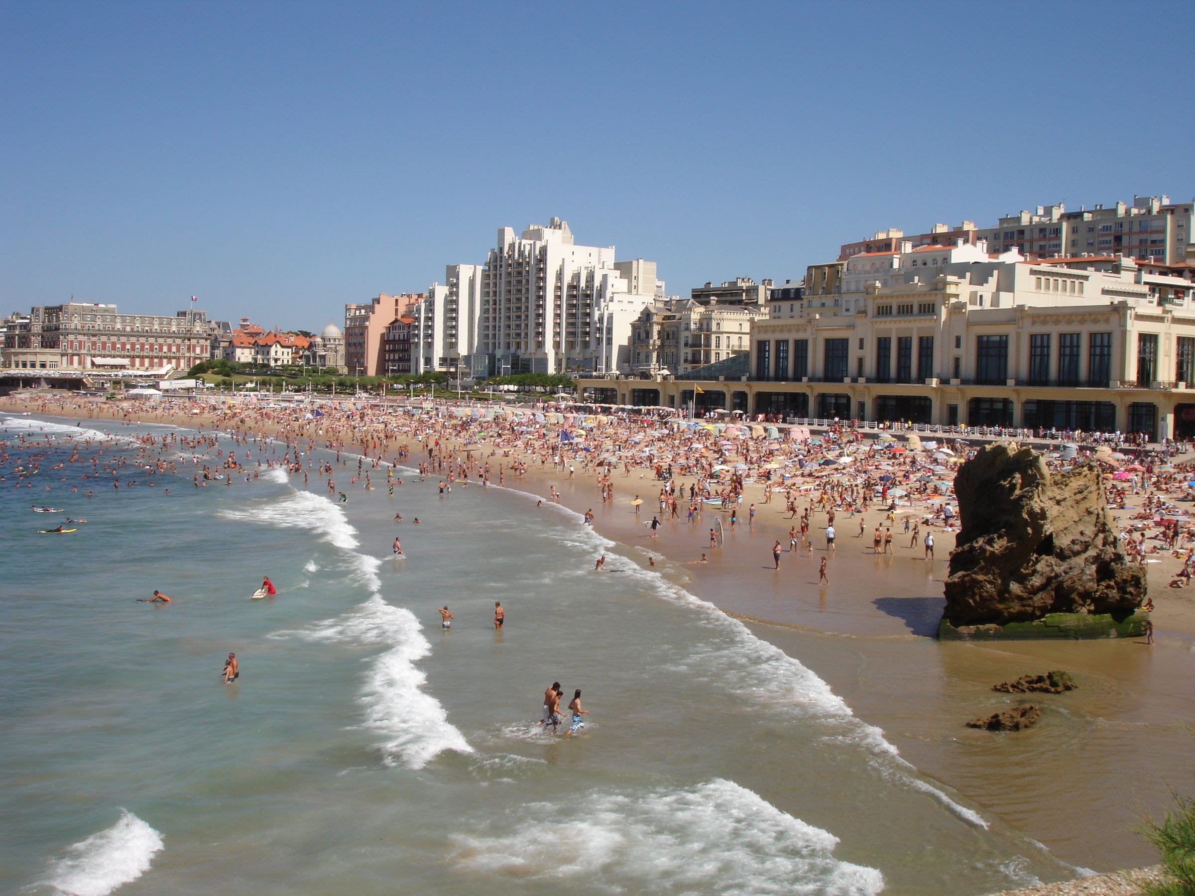Family Getaway: 13 Nights In Paris, Toulouse And Biarritz