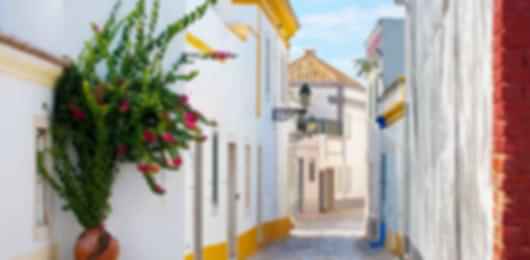 Astonishing 7 Days Honeymoon Package to Portugal