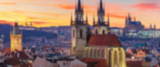 Romance capitals : 7 day Rome & Prague honeymoon itinerary