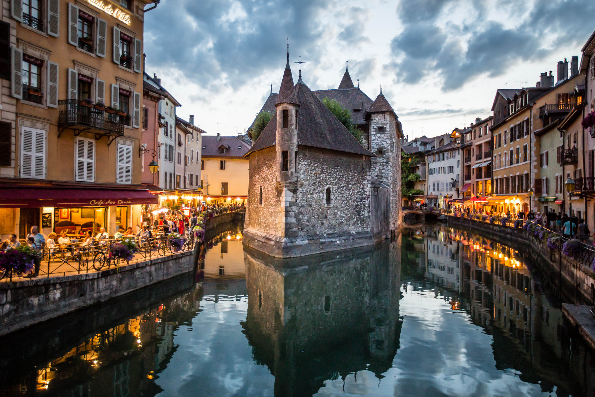 Inexpensive 9 Days France Tour Package from Dubai