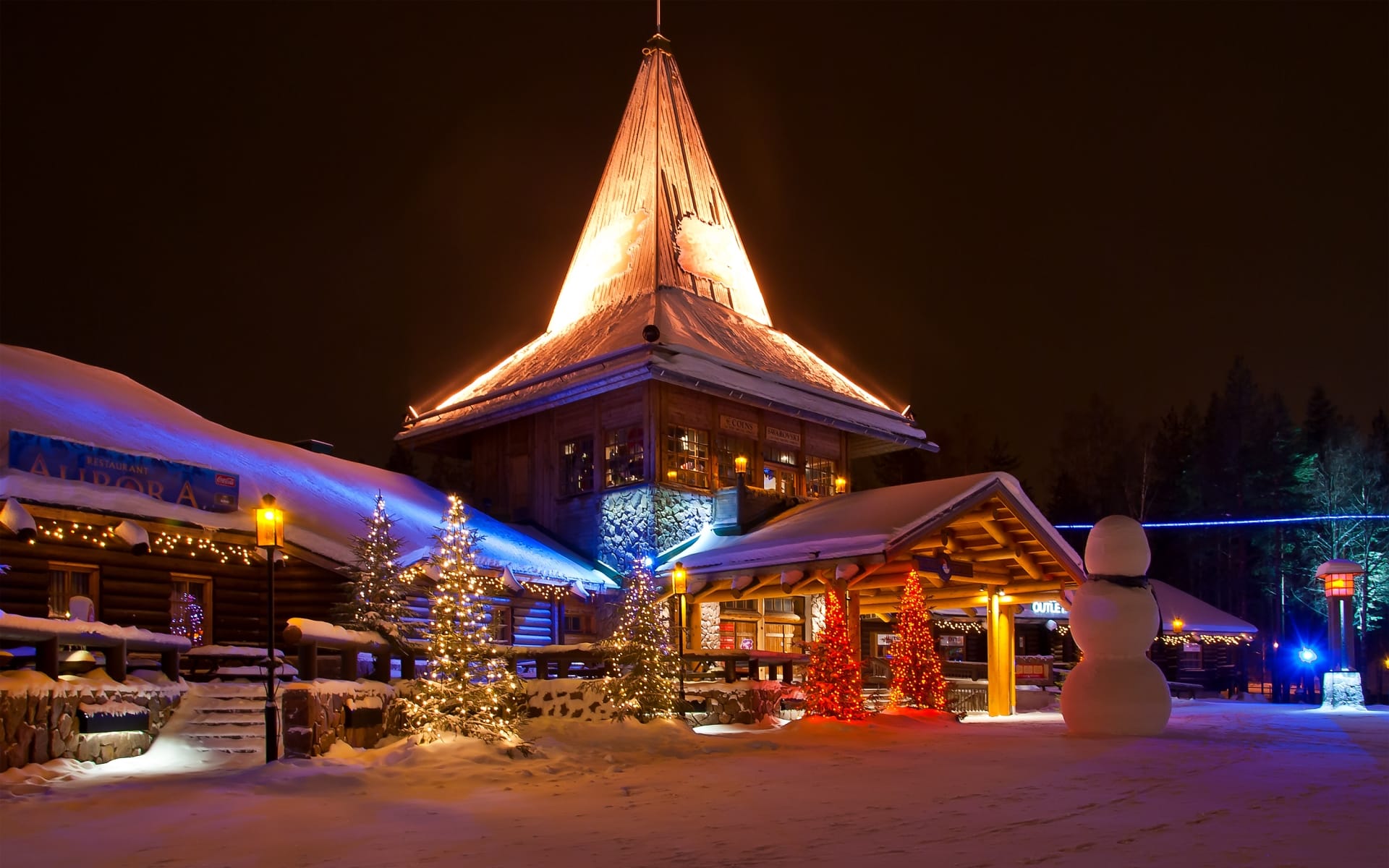 Couple Escape: 7 Nights In Rovaniemi, Helsinki And Kakslauttanen