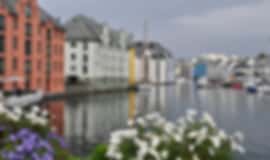 Friends Holiday: 7 Nights In Tromsø, Oslo, Bergen And Stockholm