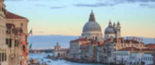 A 11 day Spain and Italy honeymoon itinerary for the romantics