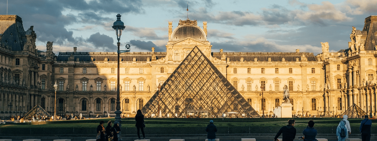 Paris Holiday Packages from UAE