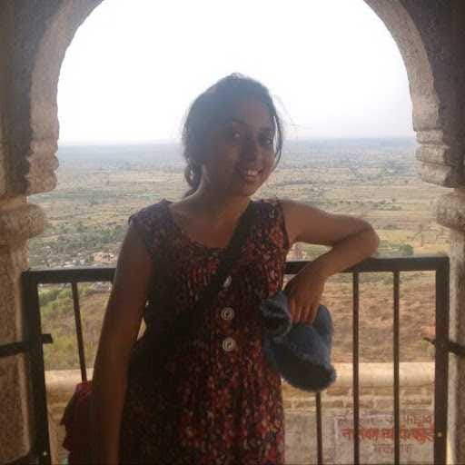 Rupali Vinayak-Profile