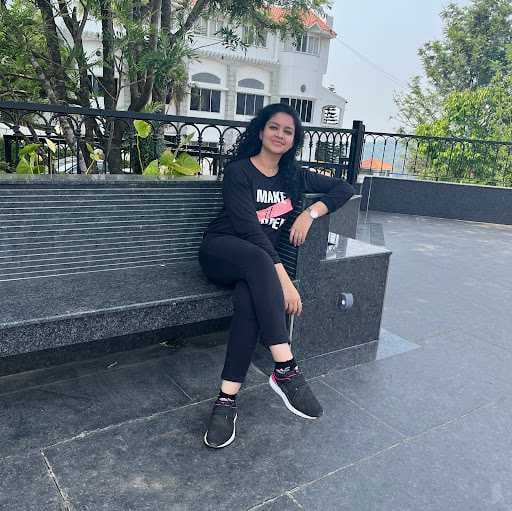 Lavaniya Hariprasad-Profile