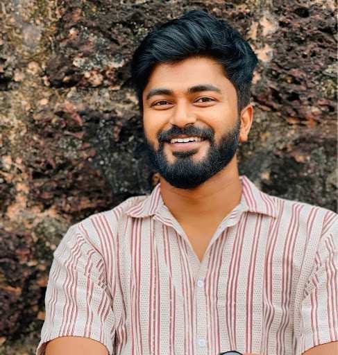 Dinesh Manoharan-Profile