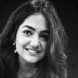 Komal Gupta-Profile