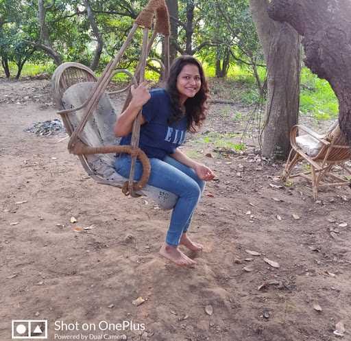 RESHU AGRAWAL-Profile