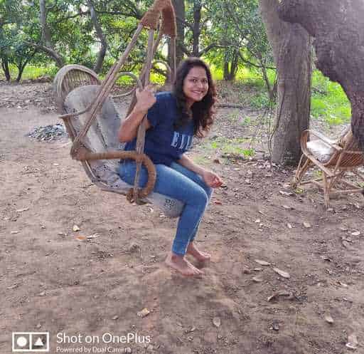 RESHU AGRAWAL-Profile