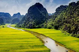 Hanoi, Ninh Binh & Halong Bay: A 5-Day Vietnam Adventure