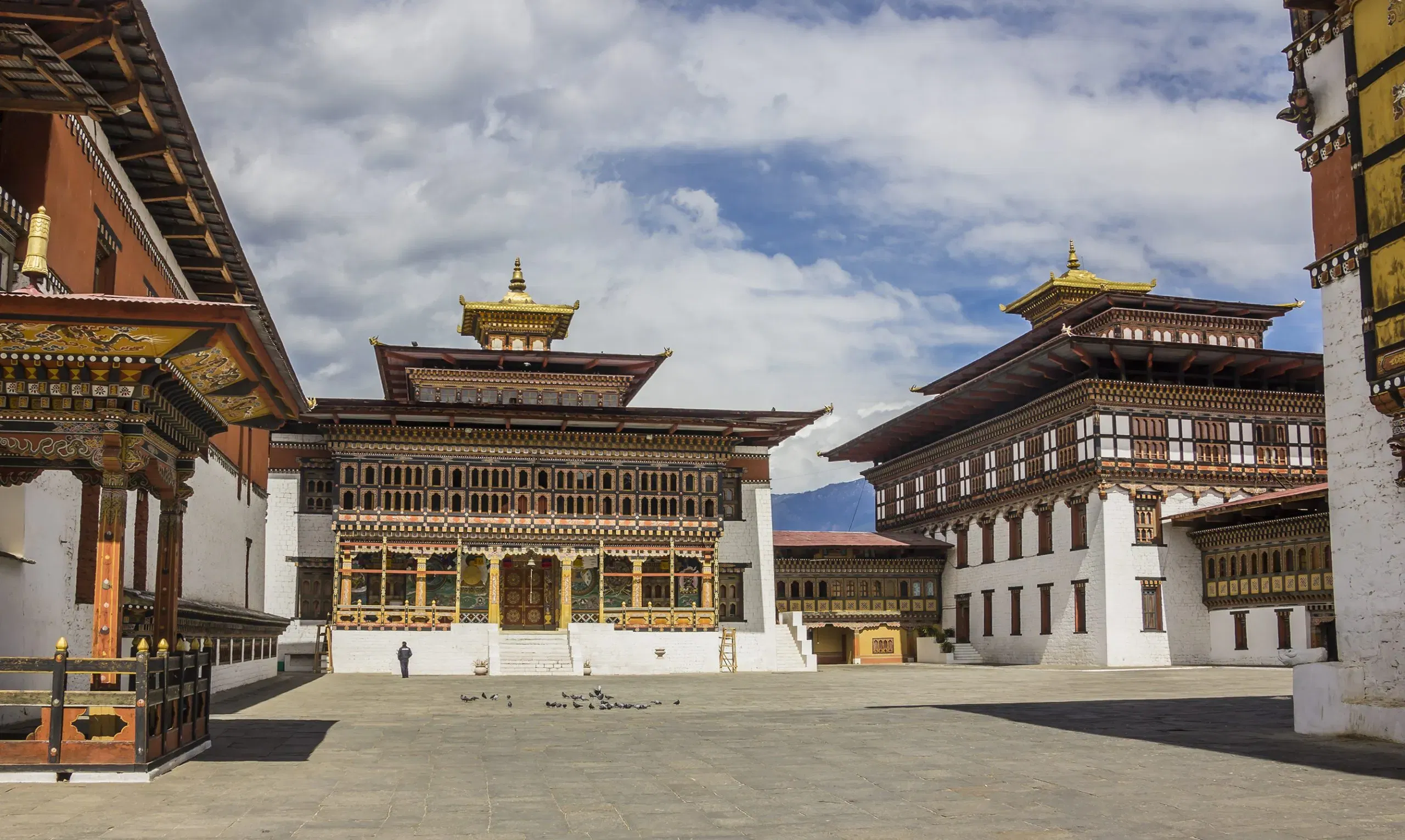 Best of Bhutan in 6 Nights – Gateway to Valleys & Culture