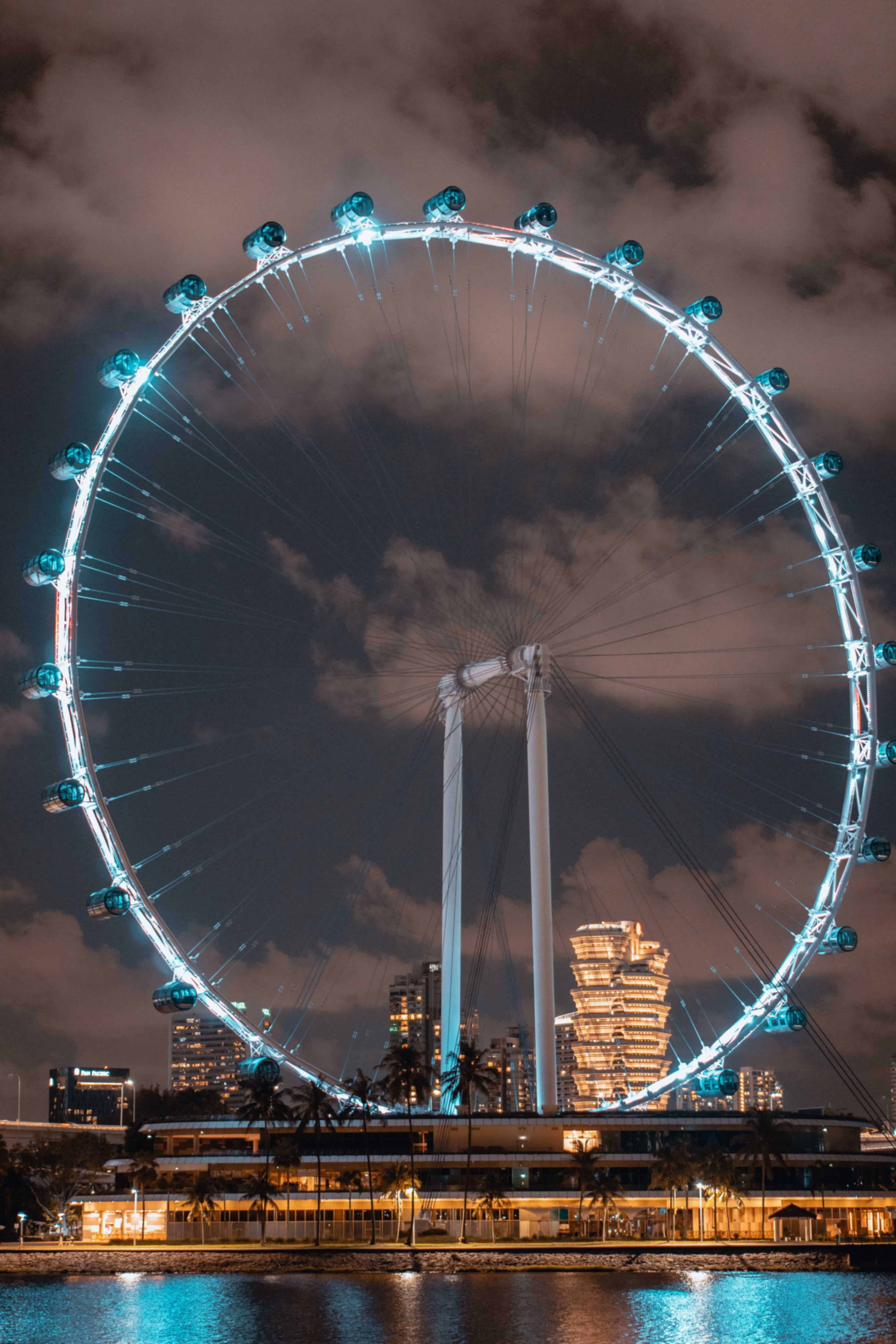Singapore Flyer 2026: Ultimate Visitor Guide, Ticket Prices, Timings & Top Things To Do