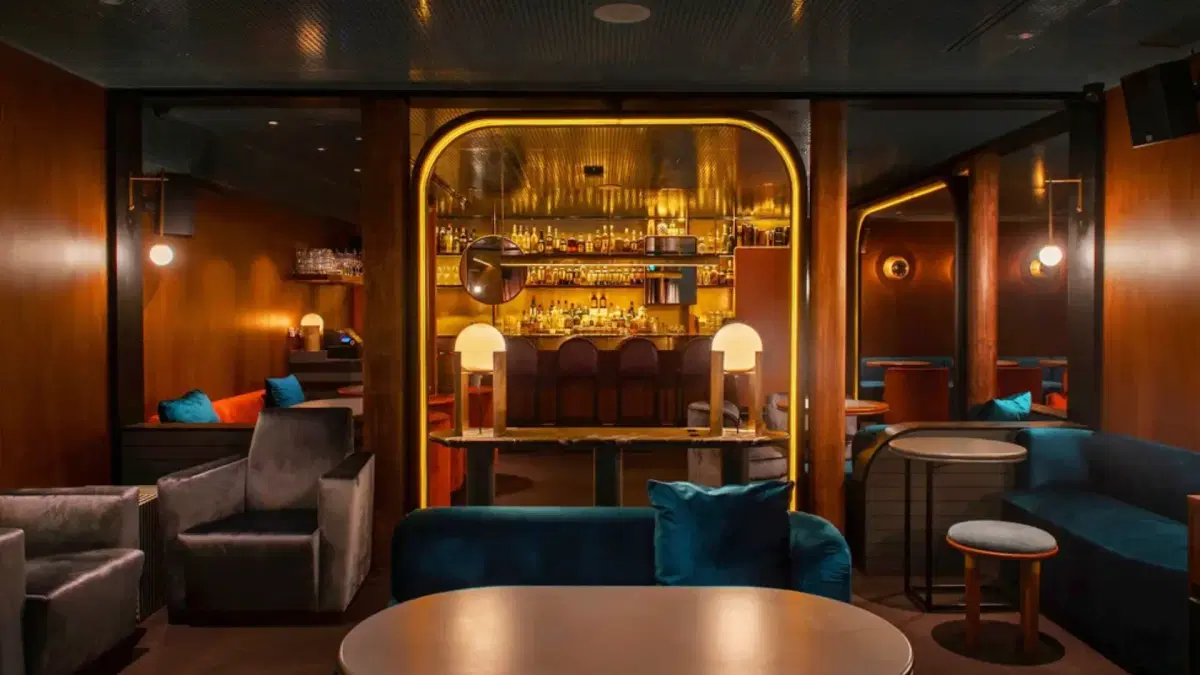 jigger and pony bar