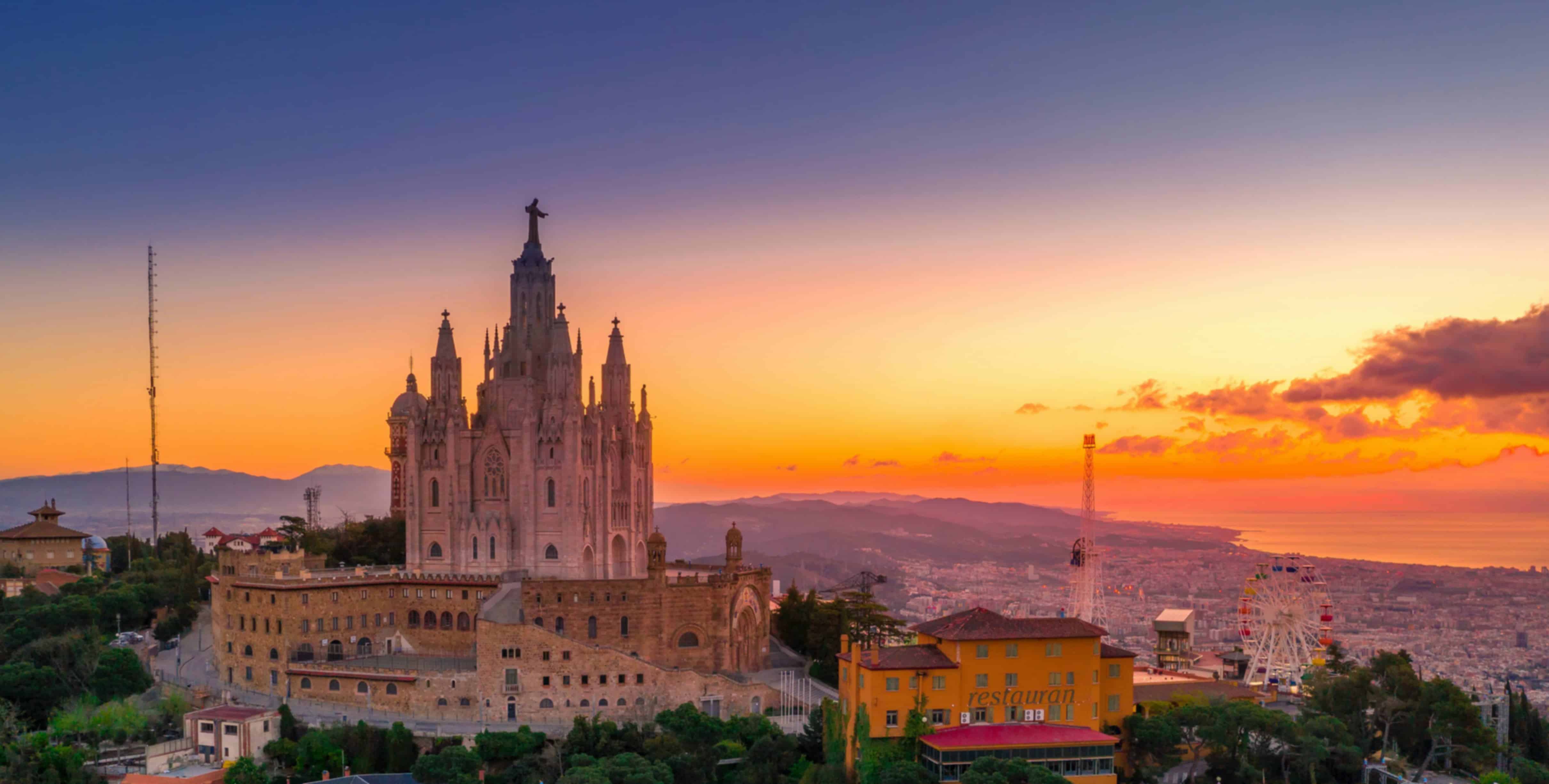 Barcelona Travel Guide and Tourism