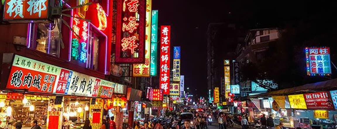 night markets in bali