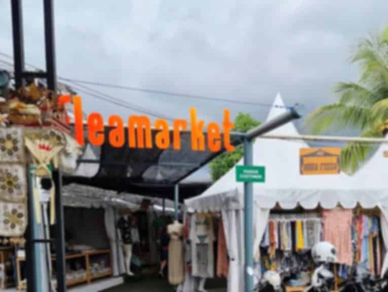 Oberoi Flea Market, Seminyak: Shop for Unique Local Treasures