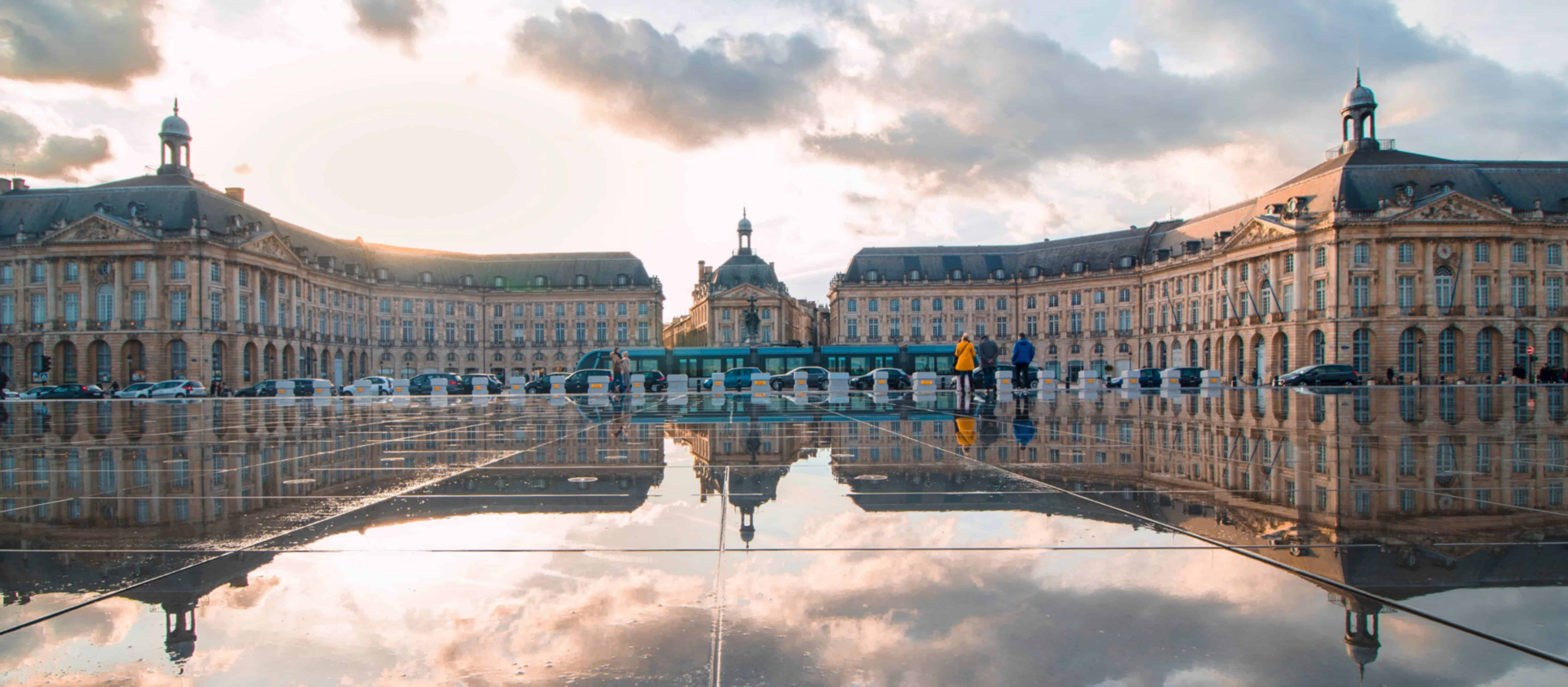 Bordeaux Travel Guide and Tourism