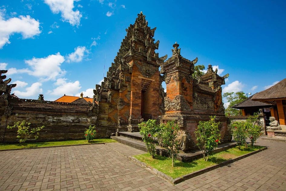 Pura Puseh, Ubud: A Sacred Temple in the Heart of Ubud | Pickyourtrail