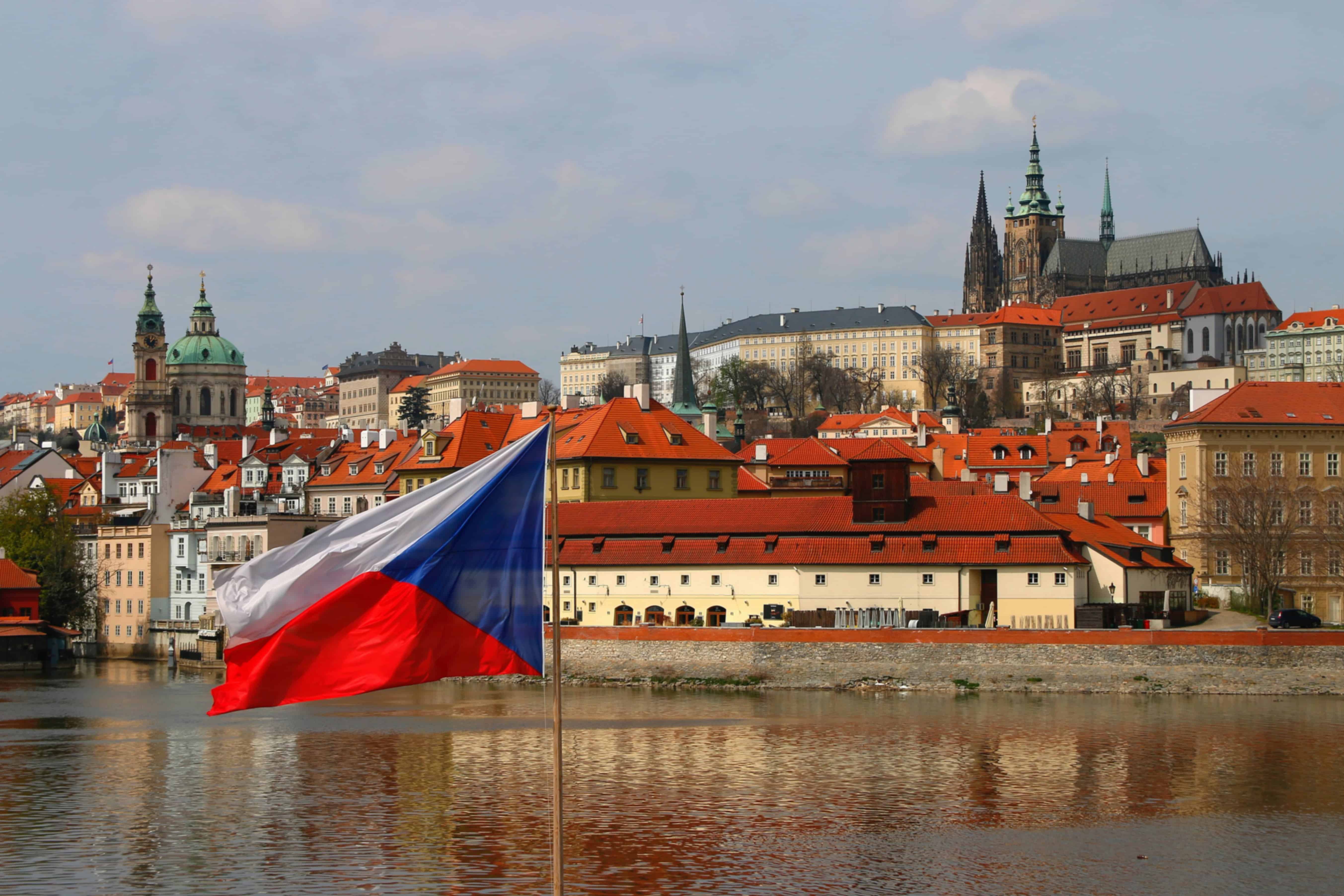 Prague Travel Guide and Tourism