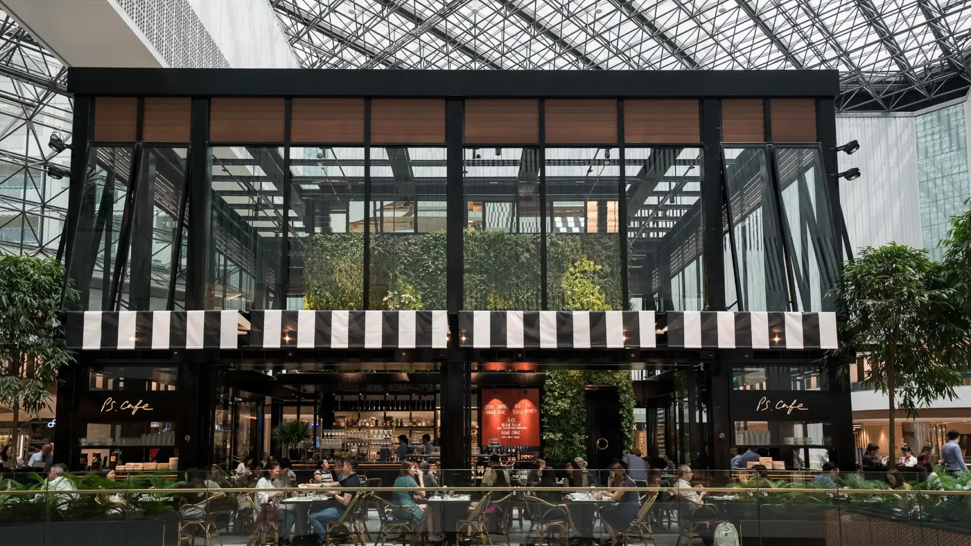 restaurants near city hall singapore